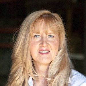 Meet your Posher, Libby